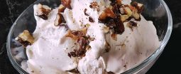 LCHF orehov sladoled